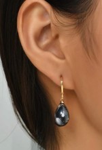 Øreringe - hængeøreringe med perle, sort